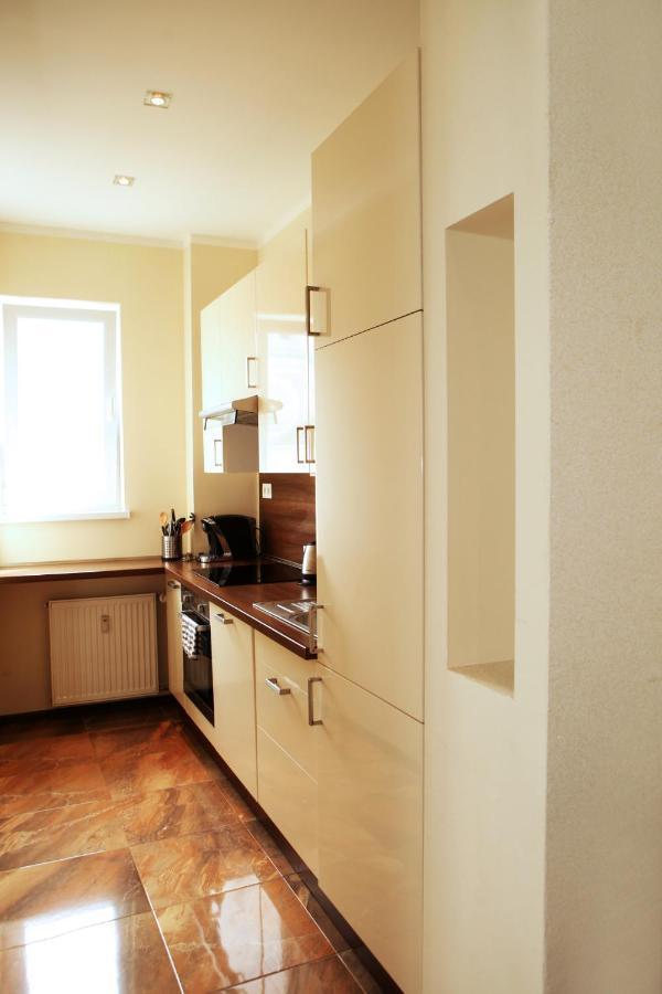 City Center Apartment In Middle Of 布拉迪斯拉发 外观 照片