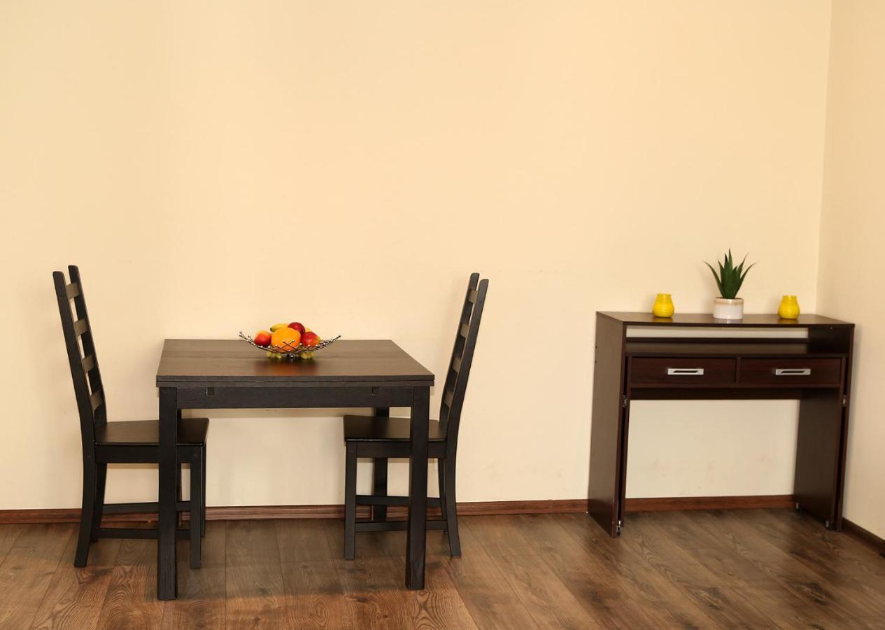 City Center Apartment In Middle Of 布拉迪斯拉发 外观 照片